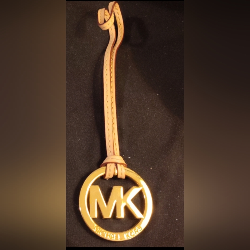 Michael Kors Gold Medallion Logo Initials For Your Purse Or Bag Charm Metal - Picture 6 of 7